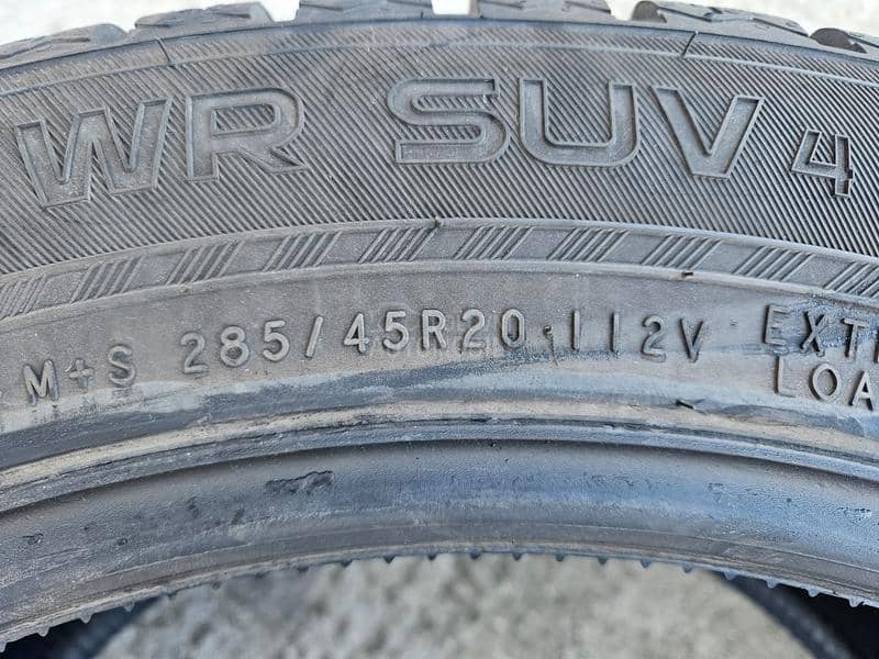Nokian 285/45 R20 Zimska