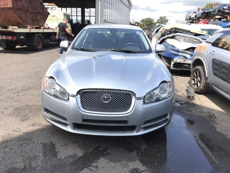 Jaguar XF 2009 -  kompletan auto u delovima