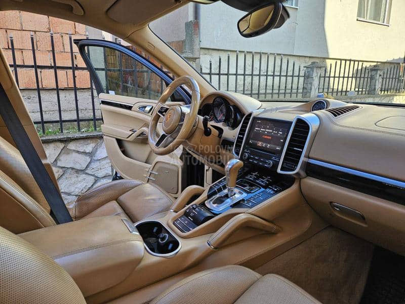 Porsche Cayenne 3.0 DIESEL PLATINUM