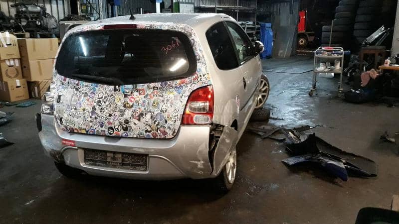 Renault Twingo 2009 -  kompletan auto u delovima