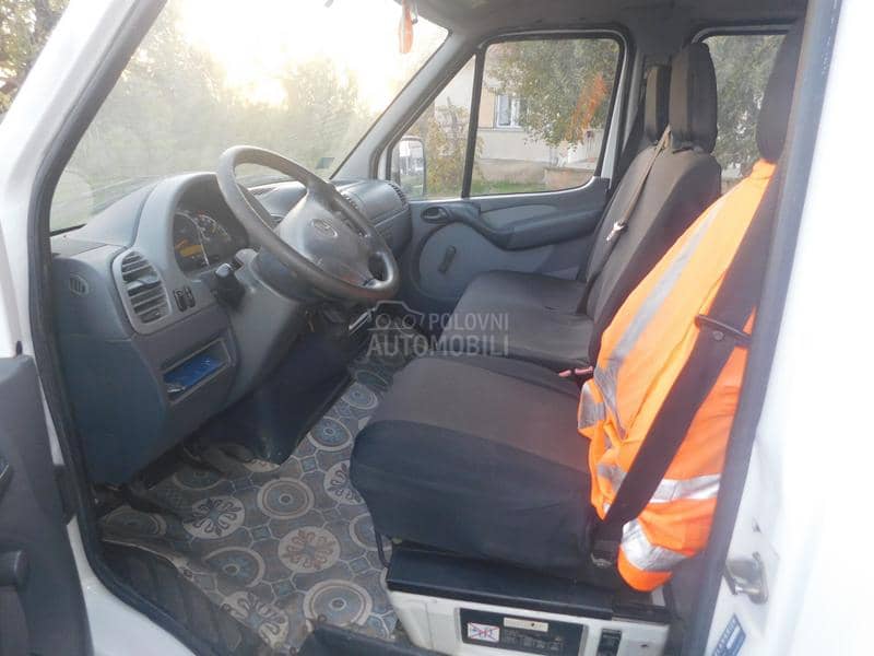 Mercedes Benz Sprinter 308