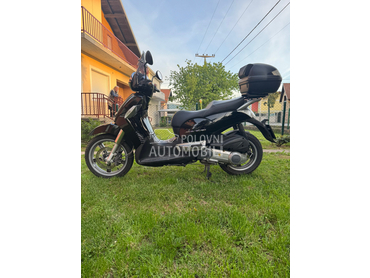 Aprilia Scarabeo