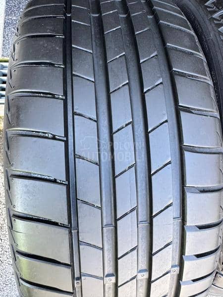 Bridgestone 225/40 R19 Letnja