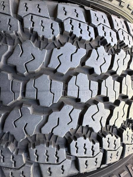 Goodyear 255/60 R20 Sve sezone