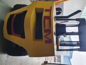 TCM FD 40  7.6 t  CH Kamatsu