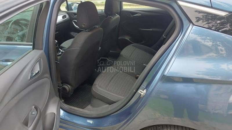 Opel Astra K 1.6