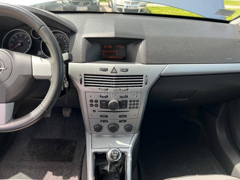 Opel Astra H 1.6