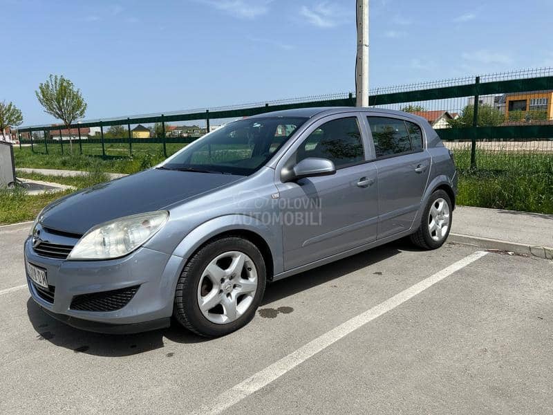 Opel Astra H 1.6