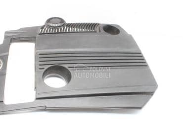 Poklopac motora za Mercedes Benz SLK 200 od 2014. do 2021. god.