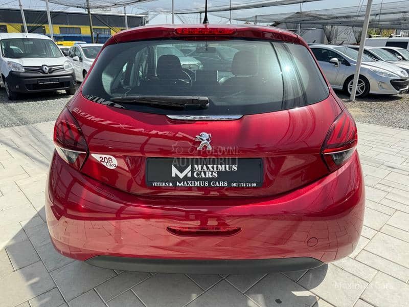 Peugeot 208 1.2b LIKE