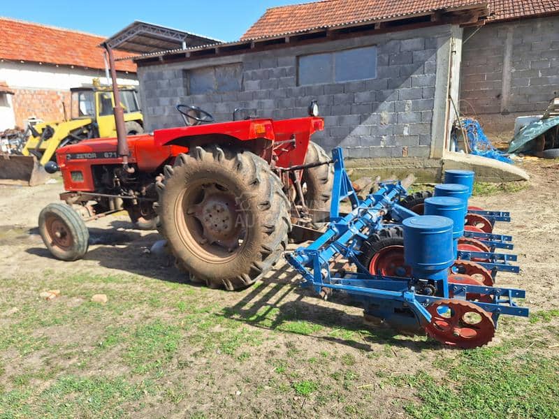 Zetor 6711