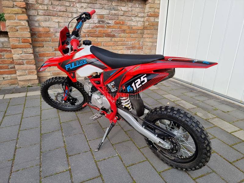 KTM Full crew Brz 125