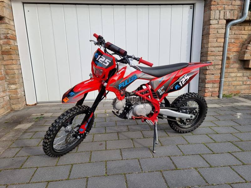 KTM Full crew Brz 125