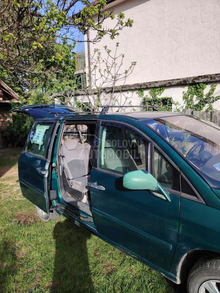 Citroen C8 
