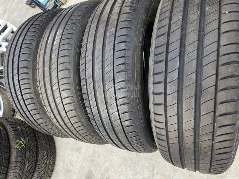 Michelin 215/65 R17 Letnja