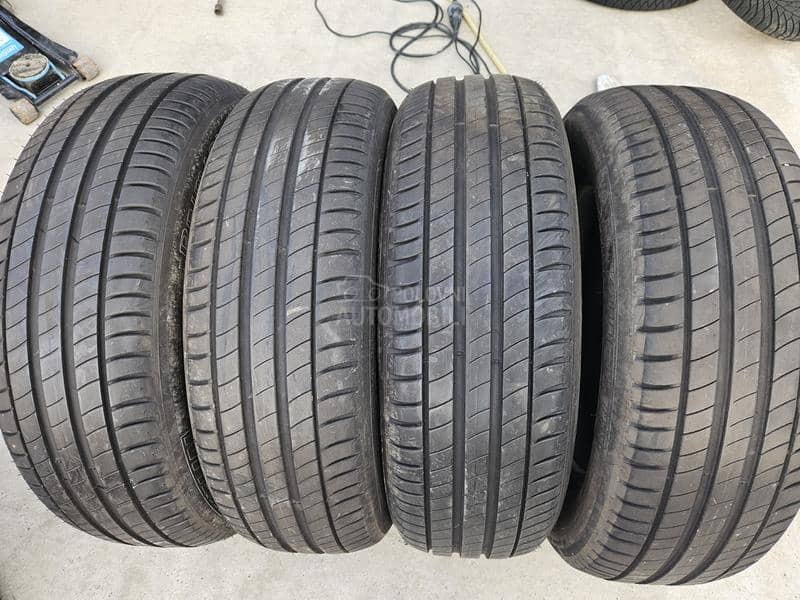 Michelin 215/65 R17 Letnja