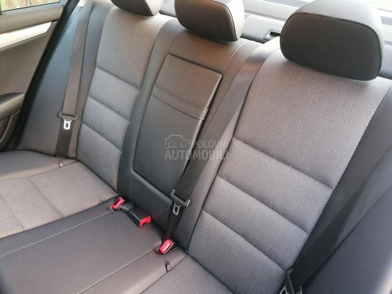 Mercedes Benz C 200 2.2 avantgarde