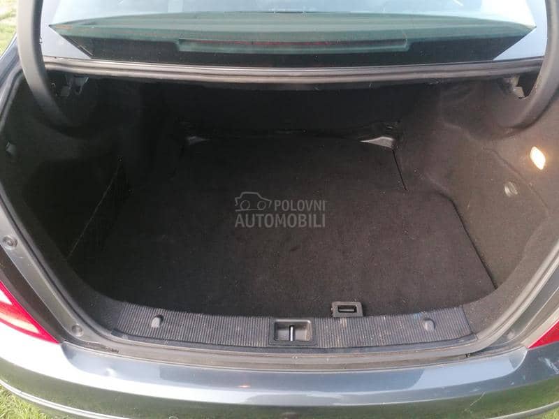 Mercedes Benz C 200 2.2 avantgarde