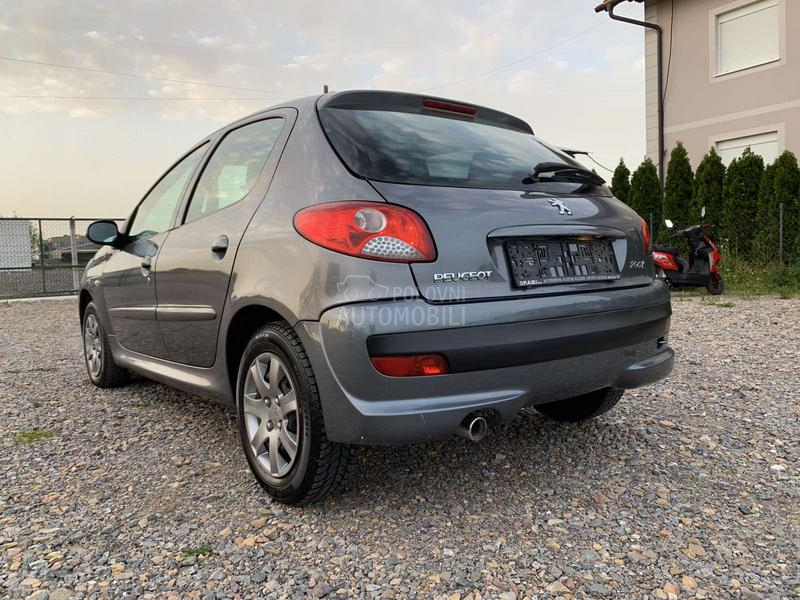 Peugeot 206 plus 1.4