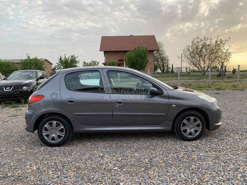 Peugeot 206 plus 1.4