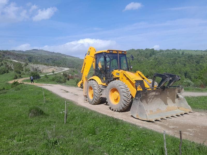 JCB 4CX
