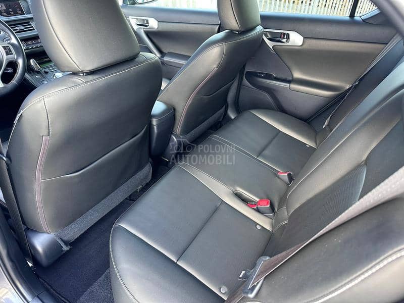 Lexus CT 200h AUT/184h.k.m