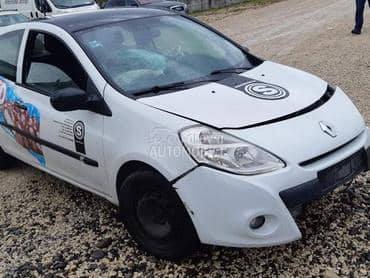 Renault Clio 2012 -  kompletan auto u delovima