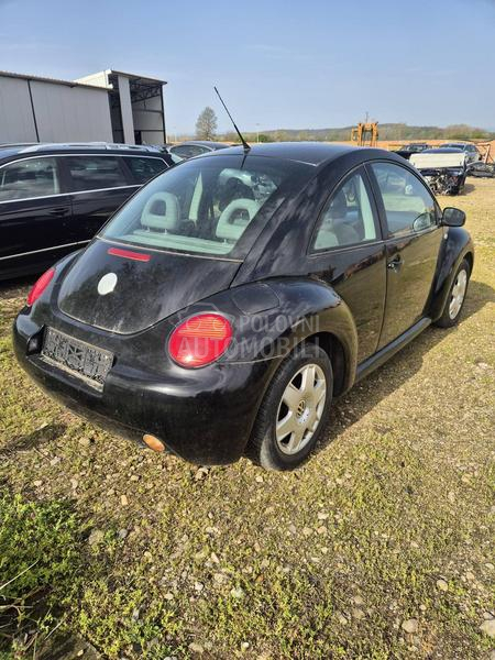 Delovi za Volkswagen Buba 2002. god.