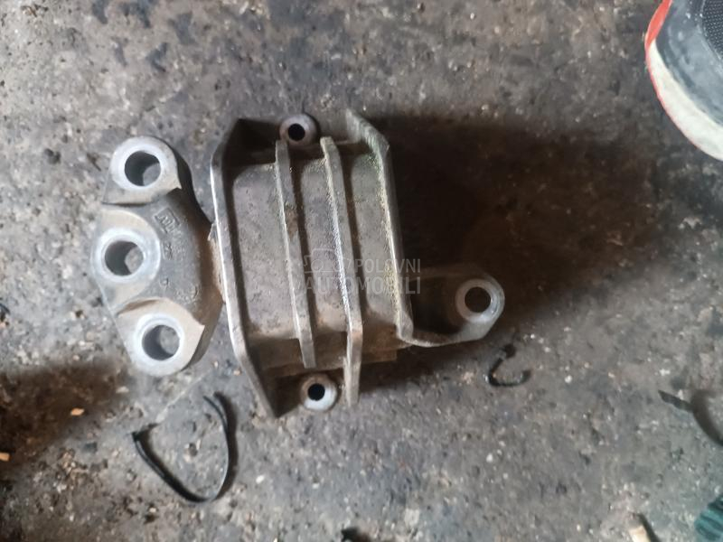 nosac motora