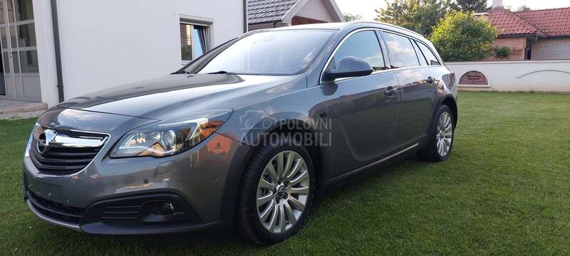 Opel Insignia country tourer 4x4