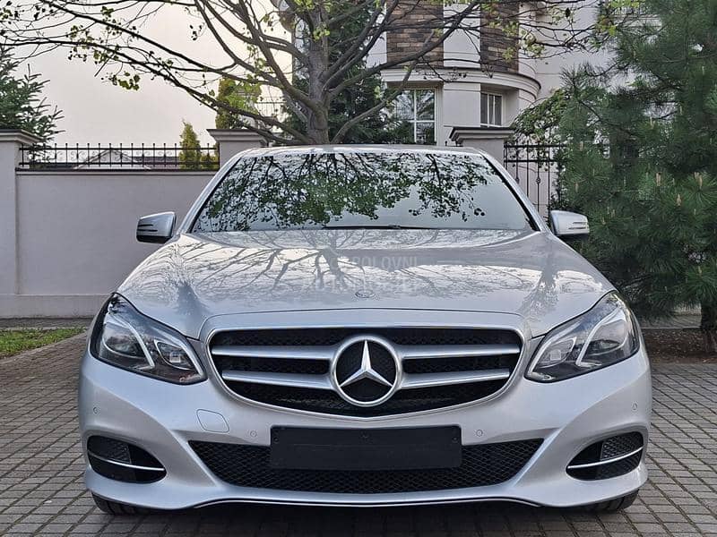 Mercedes Benz E 200 ORG.KM