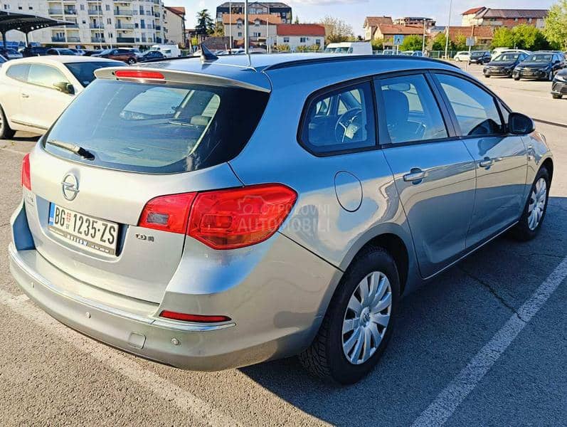 Opel Astra J 1.7 CDTI