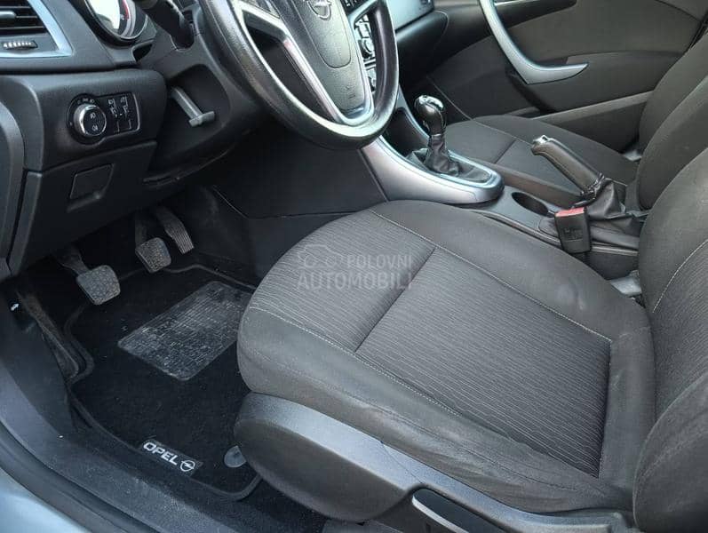 Opel Astra J 1.7 CDTI