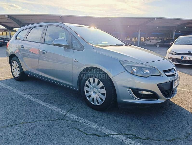 Opel Astra J 1.7 CDTI