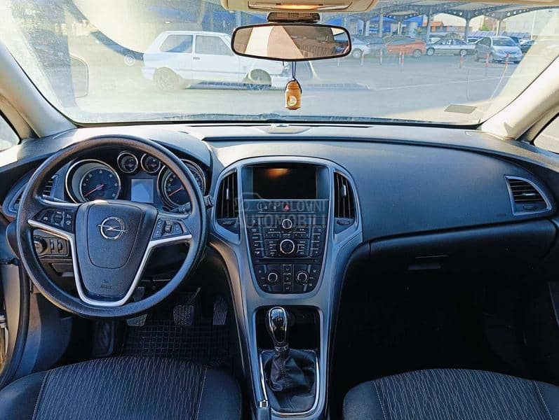 Opel Astra J 1.7 CDTI