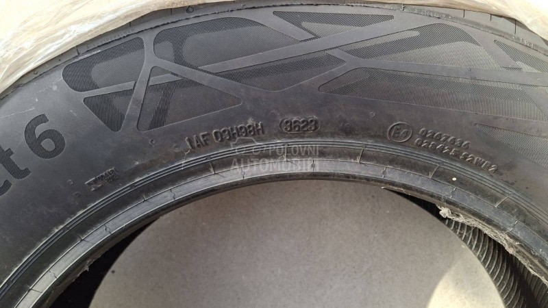 Continental 215/60 R17 Letnja