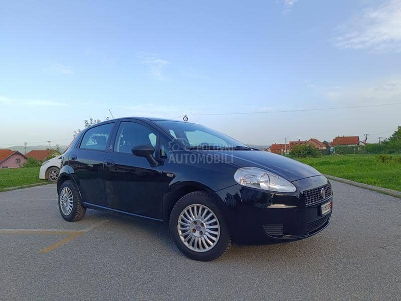 Fiat Grande Punto ŠVAJC 1.4 8v