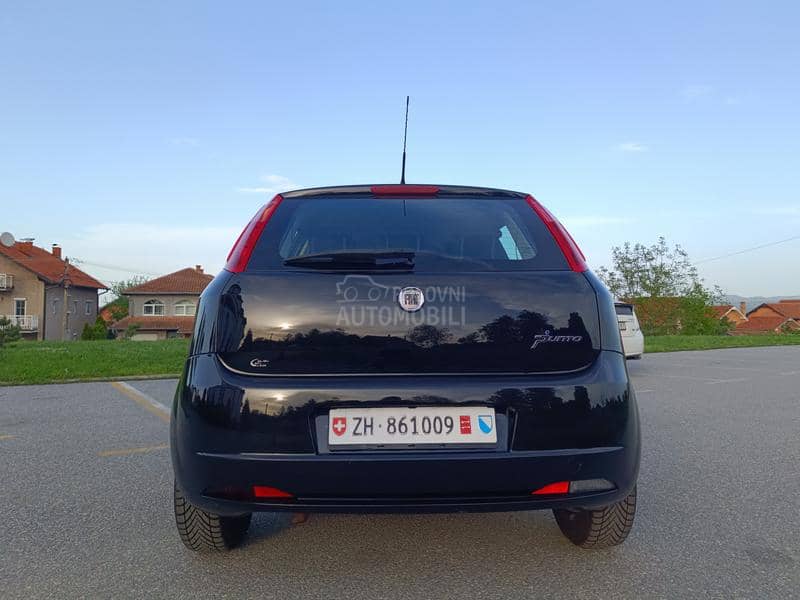 Fiat Grande Punto ŠVAJC 1.4 8v