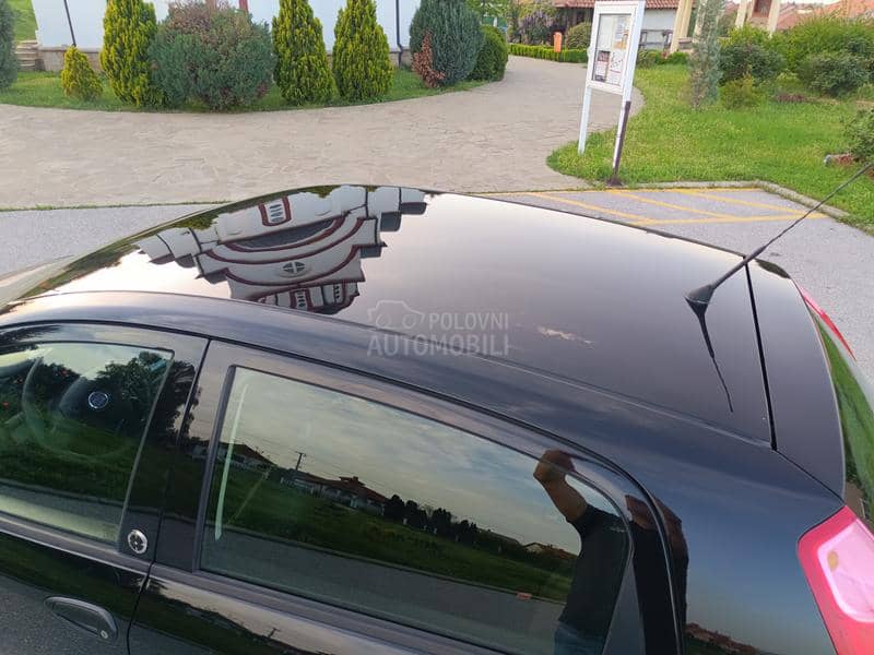 Fiat Grande Punto ŠVAJC 1.4 8v
