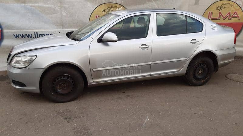 Škoda Octavia 2012 -  kompletan auto u delovima