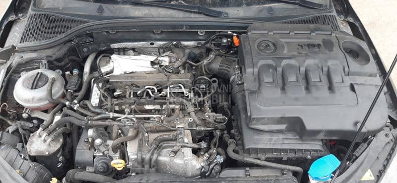 Škoda Octavia 2013 -  kompletan auto u delovima