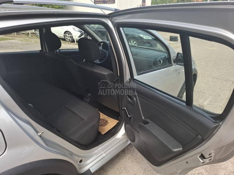 Dacia Stepway 1.6MPI /iz CH/