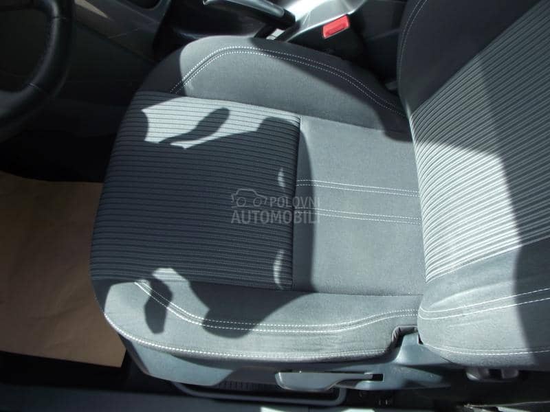 Ford C-Max 1.6 TDCI NA.VI NOV