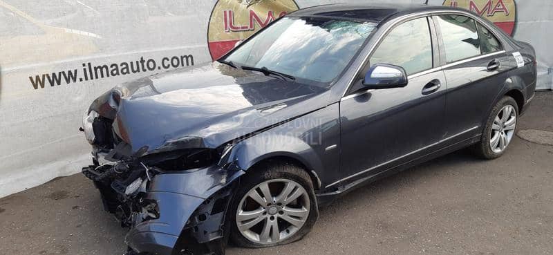 Mercedes Benz C Klasa 2007 -  kompletan auto u delovima