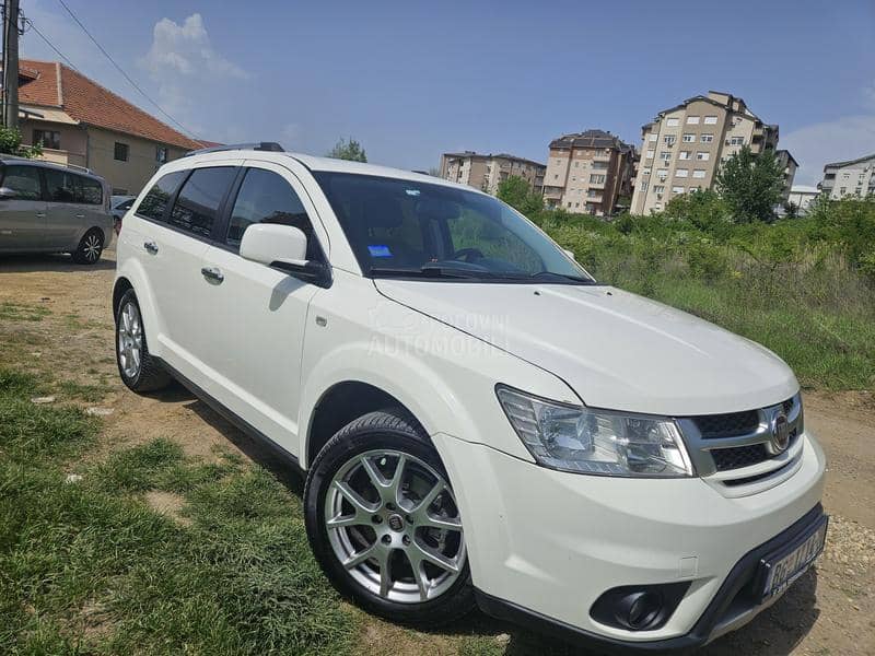Fiat Freemont 