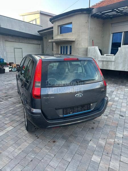 Ford Fusion 1.4 tdci
