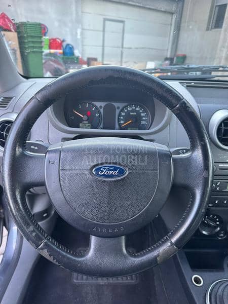 Ford Fusion 1.4 tdci