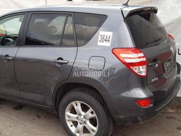 Toyota RAV 4 2010 -  kompletan auto u delovima