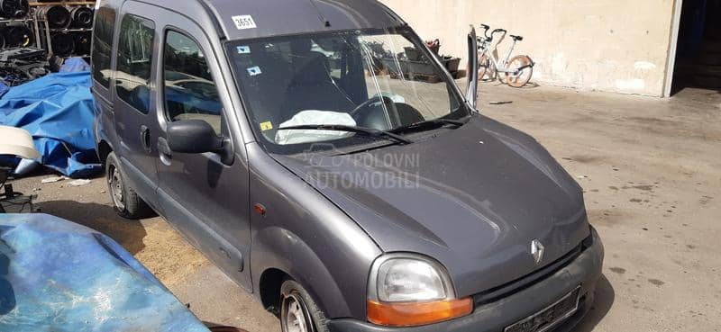 Renault Kangoo 2002 -  kompletan auto u delovima