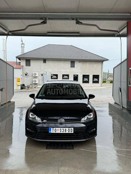 Volkswagen Golf 7 R-line